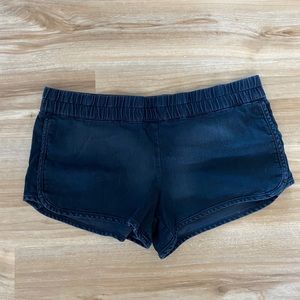 Hurley short